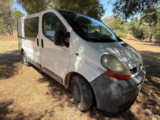 furgoneta Renaul trafic 1.9 dci
