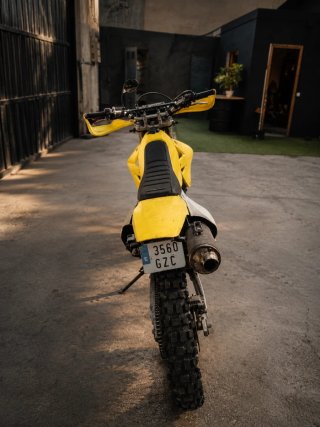 Suzuki DRZ 400 E Enduro Moto