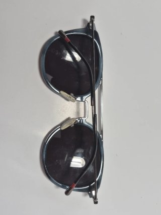 Gafas de sol negras