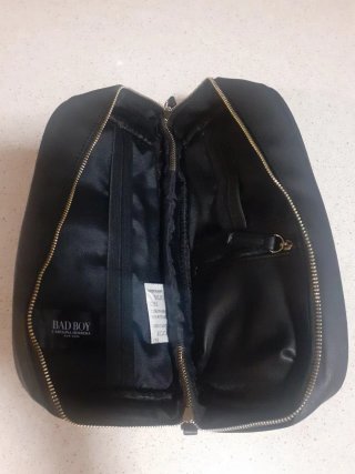 Neceser Carolina Herrera Bad Boy Negro