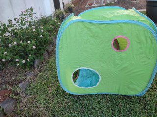 Casita y túnel de juego IKEA