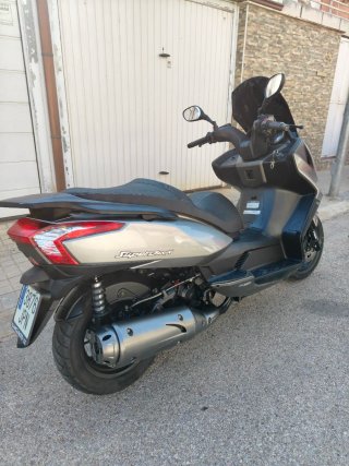 Kymco Super Dink 125cc Maxi Scooter ABS