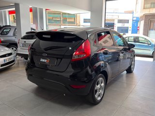 FORD FIESTA TREND