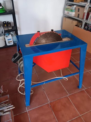 Mesa de corte para madera