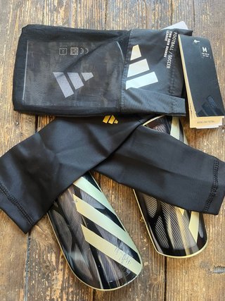Parastinchi Adidas Tiro League M