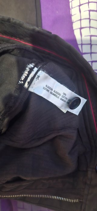 Pantalón Marrón de Algodón.