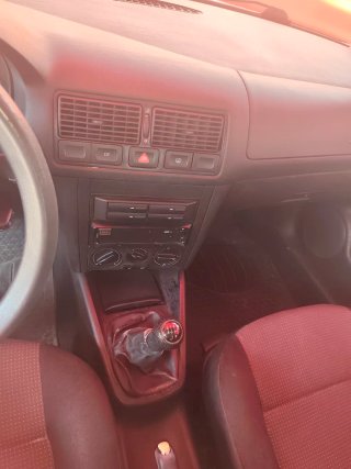 Volkswagen Golf 2002