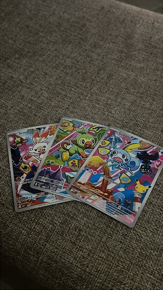 Carte Pokémon Serie 2 - Scorbunny, Grookey, Sobble