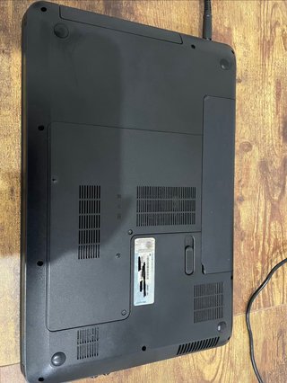 Ordenador portátil HP morado