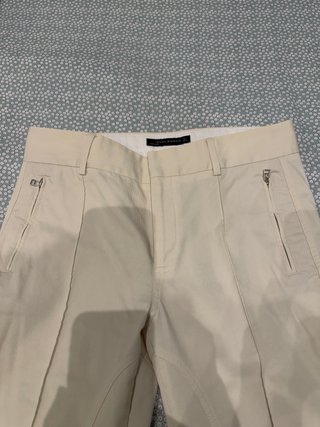 Pantalón pitillo beige