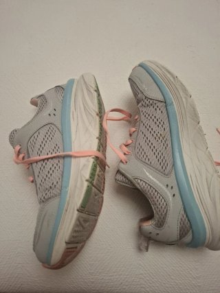 Zapatillas Skechers Gris y Rosa