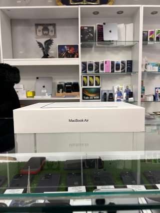 MacBook Air M3 15" | 8/512GB Nuovo Apple