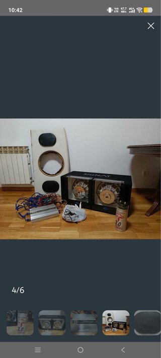 Set di bassi, amplificatore e batteria