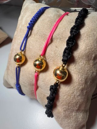 Pulseras macramé bolas oro 18k