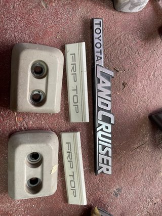 Protectores Barras y Emblemas Toyota Land Cruiser