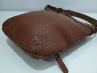 Bandolera de piel Samsonite.