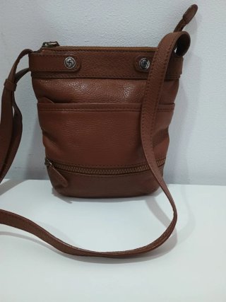 Bandolera de piel Samsonite.
