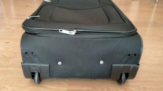 Maleta de viaje negra