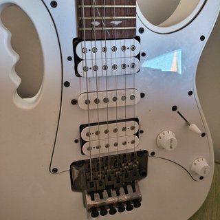 Guitarra Eléctrica Ibanez JEMJR-WH