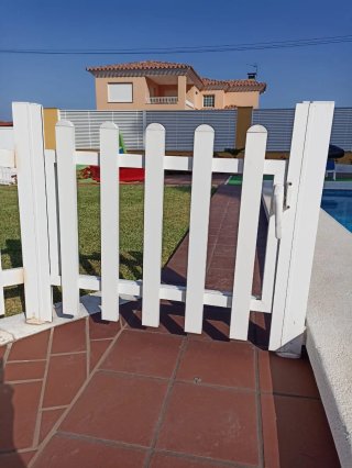 Valla de aluminio blanca