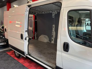PEUGEOT Boxer 335 L2 BHDI 103kW 140CV SS 6 Vel. MAN