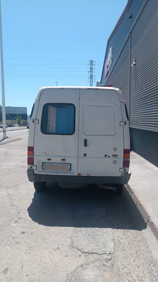 Furgoneta Ford Transit '98 (Homologada Vivienda)