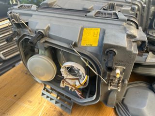 Faros Mercedes W124