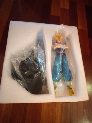 Figura Vegetto FXW Studio 35cm