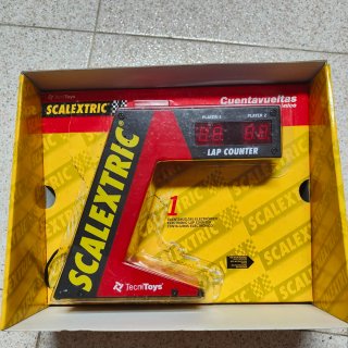 Scalextric Cuentavueltas electrónico y Semáforo