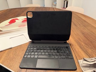 iPad Air 5ª Gen 256GB + Magic Keyboard