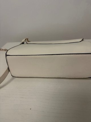 Bolso Stradivarius bordado flores y tucanes