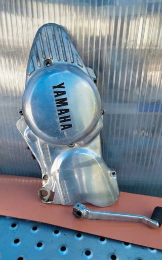 Tapa y Palanca Yamaha Special 250cc