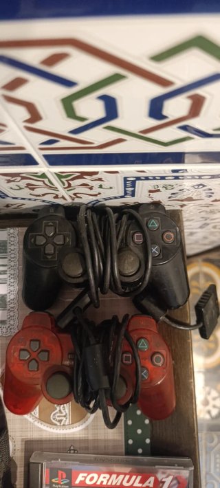 Mandos PlayStation 2 (PS2); Negro y Rojo