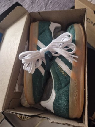 Zapatillas Adidas Gazelle Verdes.