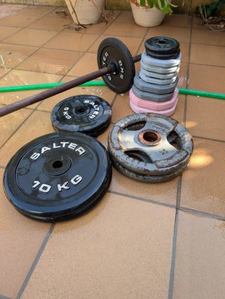 Juego de pesas y barra