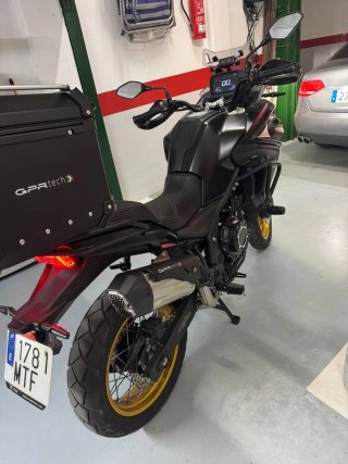 Voge 525 DSX Negra