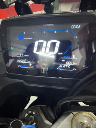 Voge 525 DSX Negra