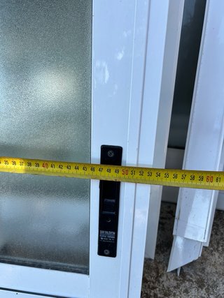 Ventana corredera con envellembellecedor