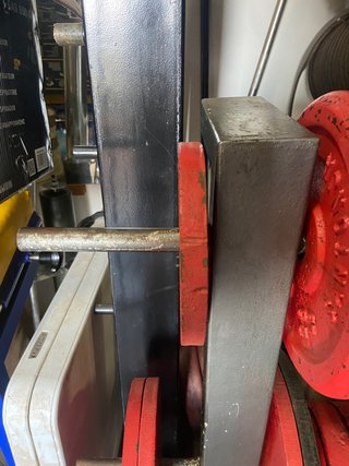 Soporte para discos de pesas Altura aprox 120 cms
