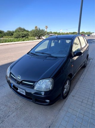 Vendo o cambio Nissan Almera Tino1.8 gasolina 2005