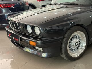 BMW M3 E30 !!