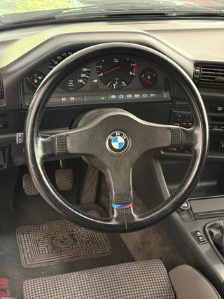 BMW M3 E30 !!