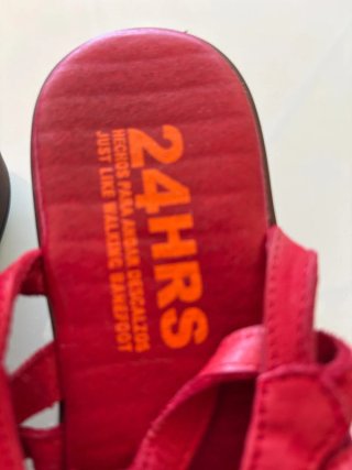 Sandalias 24HRS Rojas con Brillantes