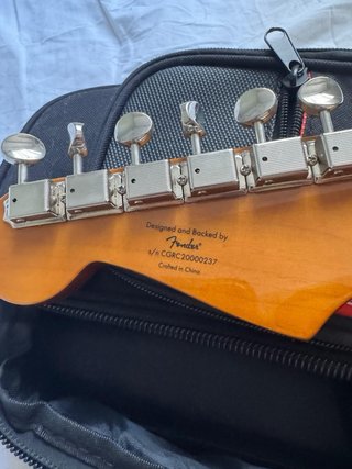 Guitarra eléctrica Squier Classic