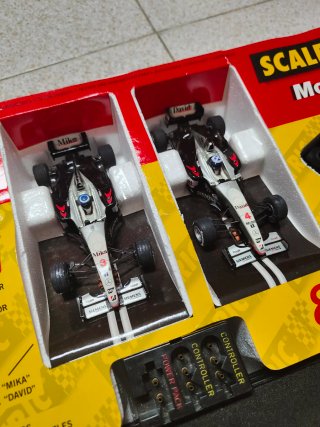 Scalextric McLaren F1