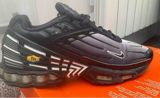 Zapatillas Nike Air Max Plus III Negras/Grises