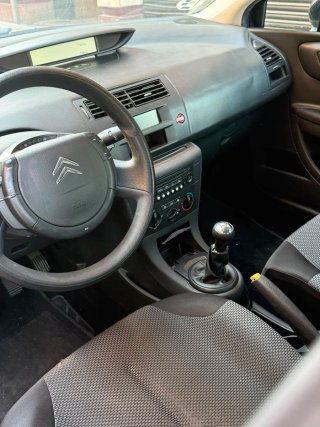 Citroen C4 2010 1.6 HDI