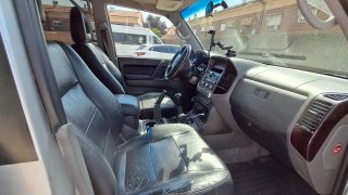 Mitsubishi Montero 2003