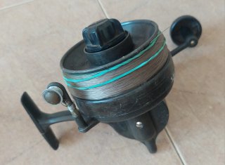 4 Carretes de Pesca