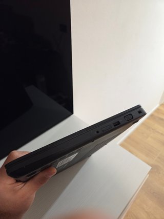 Dell Precision 3530 i7 512GB SSD 32GB RAM